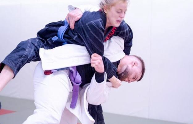 The Double Leg: The First Takedown You Should Learn – BJJ Fanatics